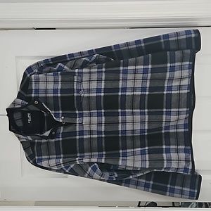 CHAPS MEN'S FLEECE TOP. SIZE L